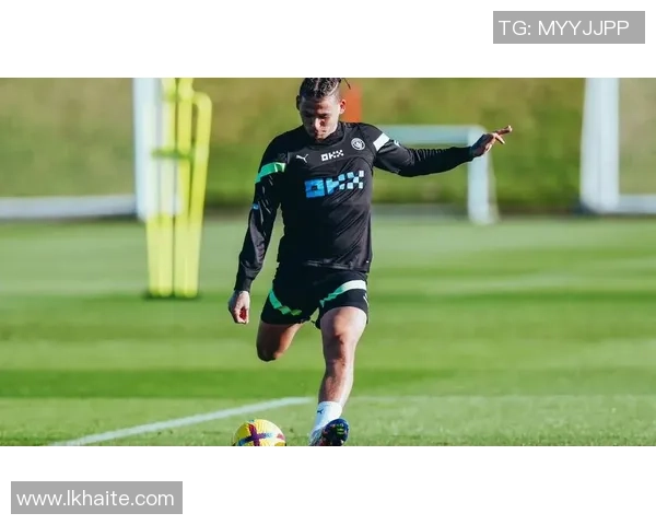 曼晚:曼城今天不练习,但供给了周一练习的录像供转播方运用